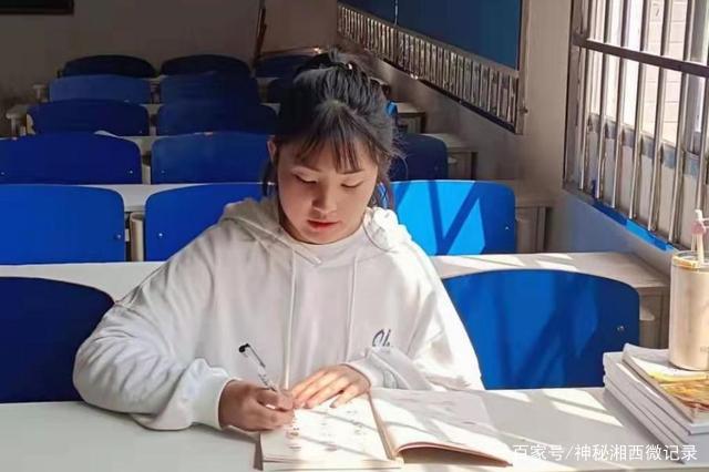 留学生郑玥 留学生刘玥详细信息