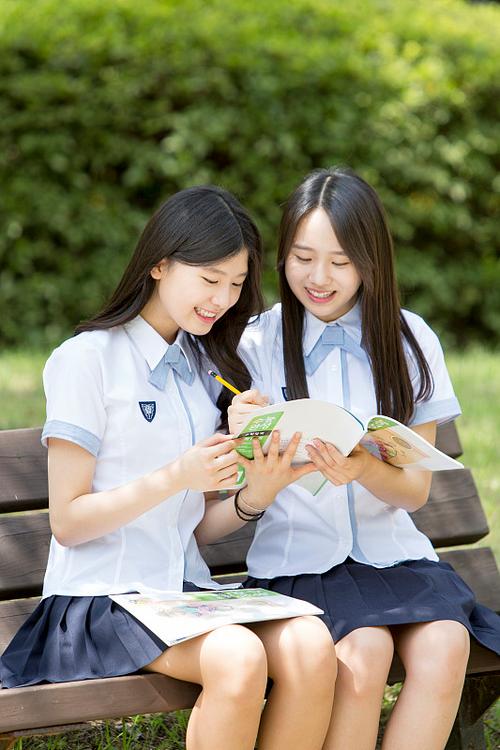 那位少年，不考虑来动漫梦之地留学一次