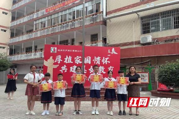 专升本？No，来美国你可以直接升硕士!