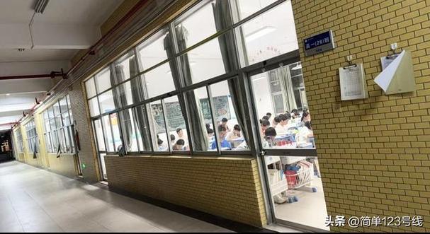 16万留学生-17万留学生回国