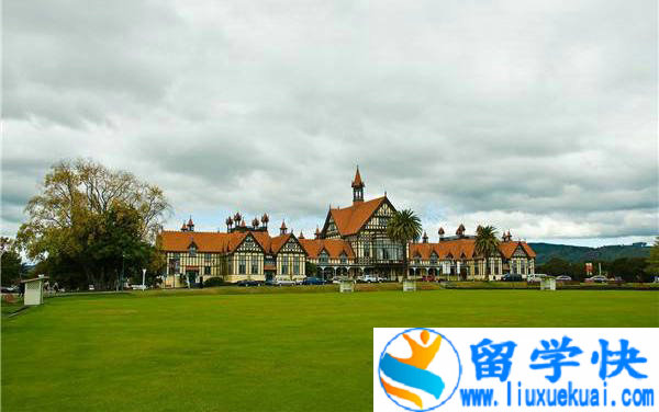 新西兰留学费用