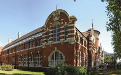 英国东伦敦大学