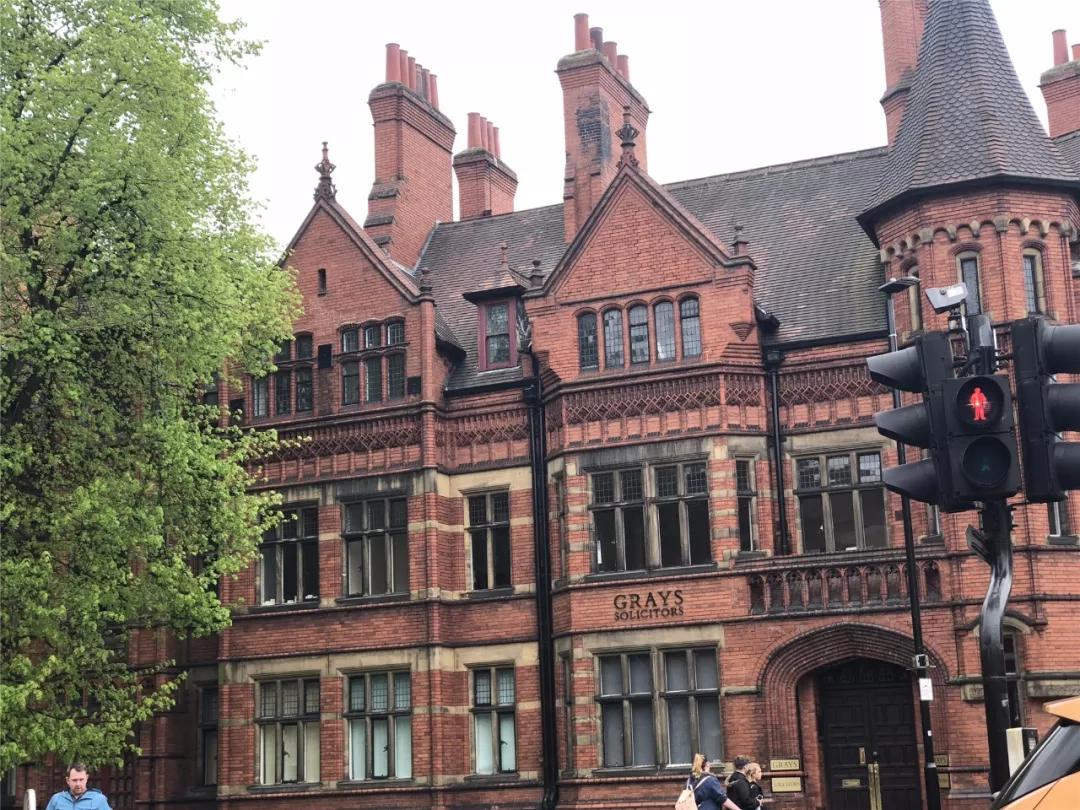 英国奢侈品管理 英国奢侈品管理专业详细介绍