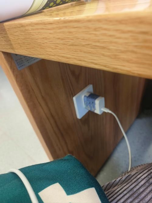 留学王心浩王心遴回国