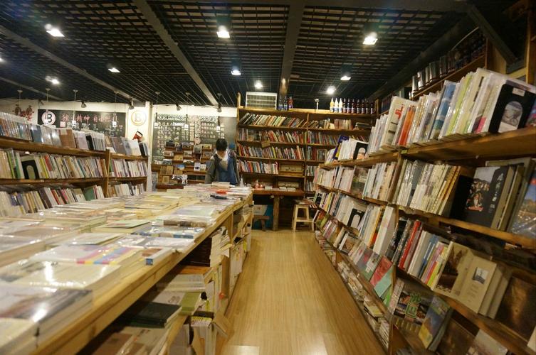 身高和体重的标准比例表