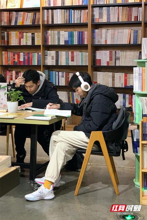 杨洋是本科还是专科杨洋的学历是中专吗 杨洋是本科还是专科杨洋的学历是中专吗