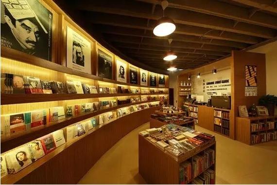 了解西班牙的移民政策