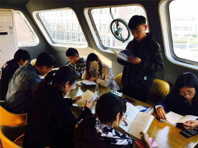 金钟国文根英_金钟国文根英running man哪一期