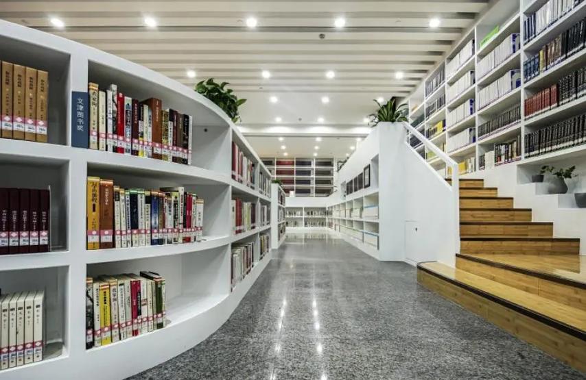 王励勤离婚后娶亿万富翁