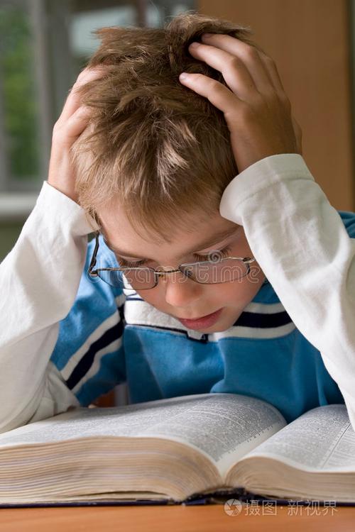 英国硕士留学费用一年大概多少人民币