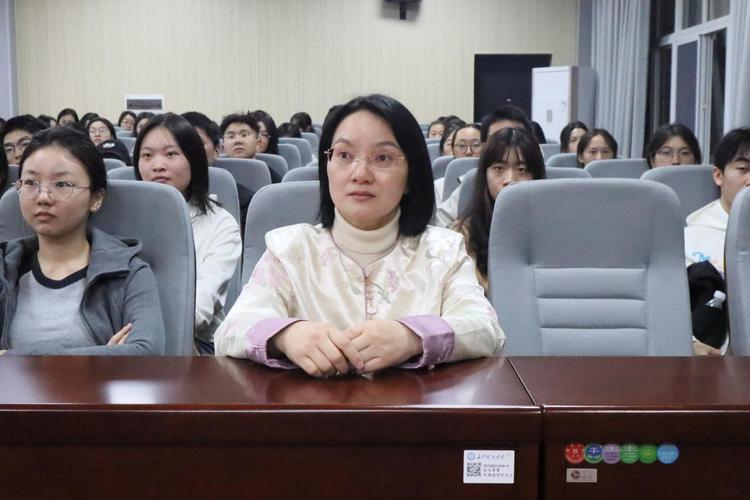 停课不留学停学生的课合法吗