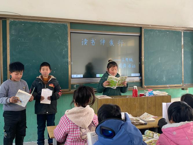 美国本科转学选择大一或大二：优缺点分析