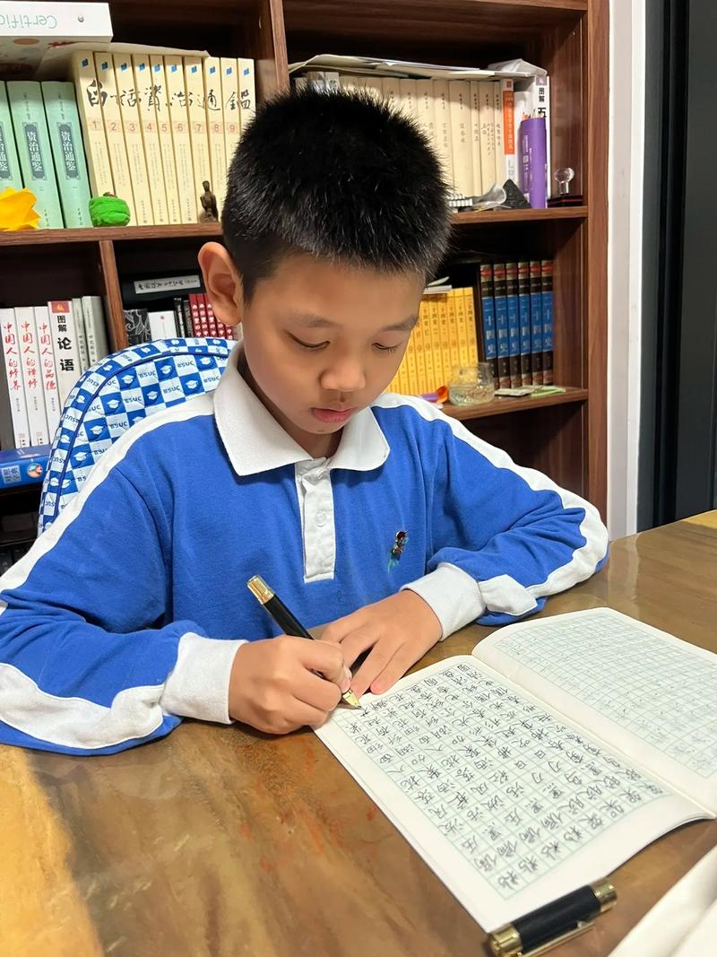 吕布被曹操杀了后，他的神兵方天画戟去了哪里？