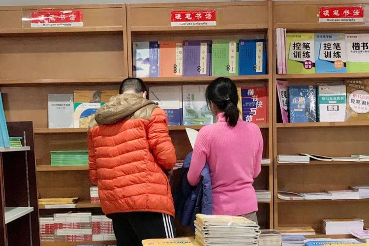 留学去英国好还是美国好—学校生活