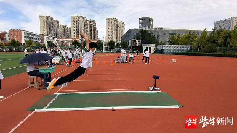 郭书瑶车震门、郭书瑶唱歌