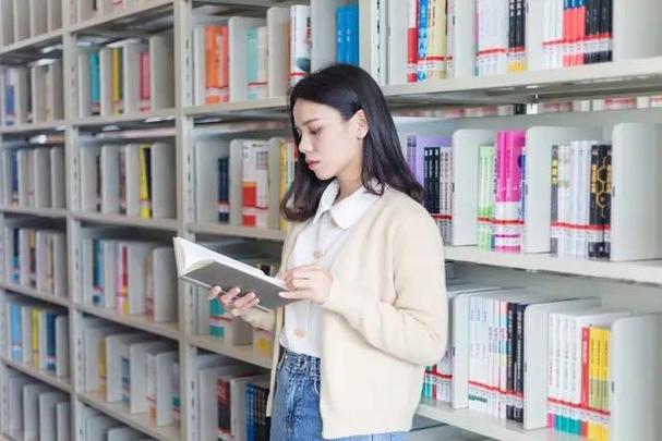 新西兰留学本科入读条件