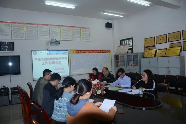 中国-白俄罗斯工业园举行“巨石”标志揭牌仪式