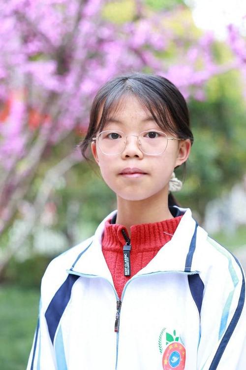 加拿大高中毕业证申请大学容易吗