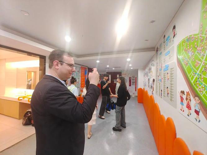 曹操为何没有在长坂坡继续追张飞呢？真的是被吓到了吗？