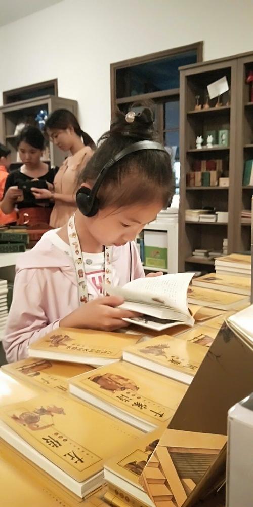 为什么很怕出国留学呢