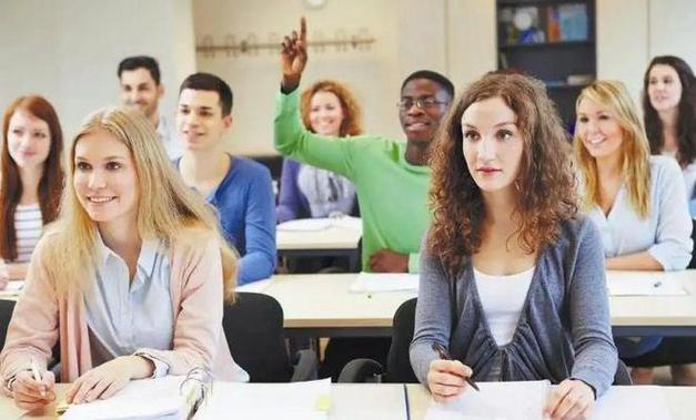 高考438分能上马来西亚林国荣创意科技大学吗