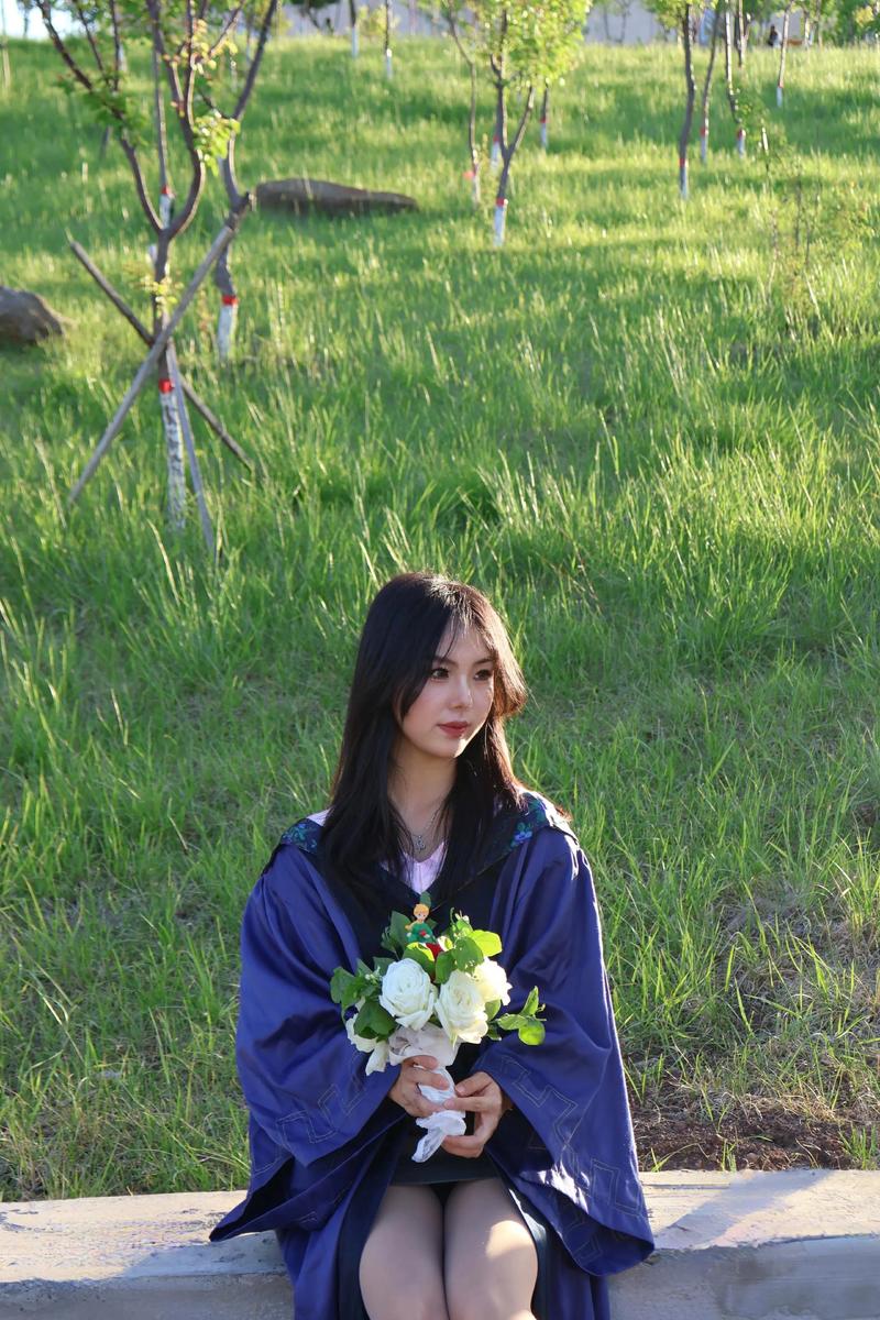 贾玲多大了真实年龄、贾玲多少岁数 贾玲多大了真实年龄、贾玲多少岁数