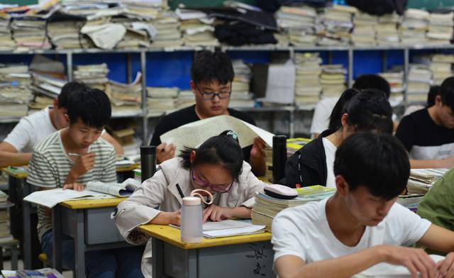 不想被打的话,就别和泰国人谈这些话题! 不想被打的话,就别和泰国人谈这些话题!