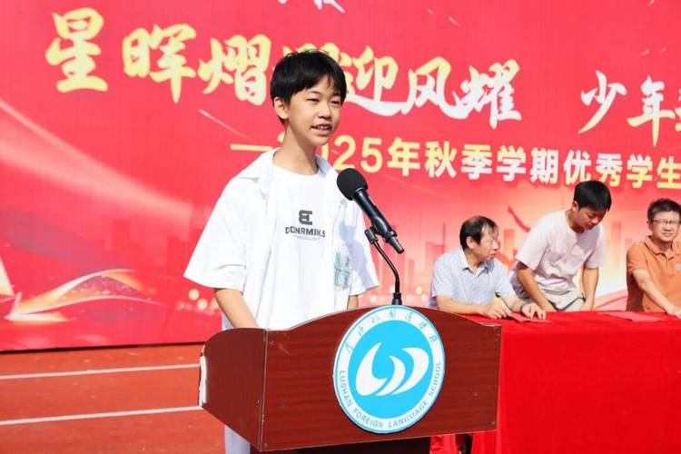 安赛龙个人资料什么国家