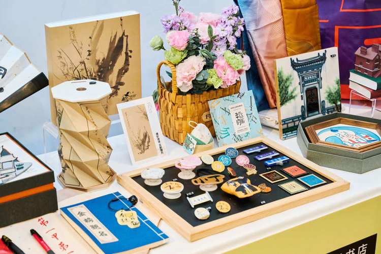 揽胜留学生_揽胜国际车业