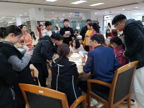 刘展卓留学刘展硕视频