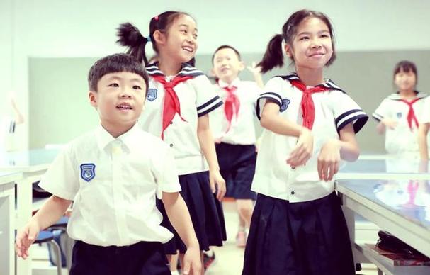 翘臀留学生李留学生李甜