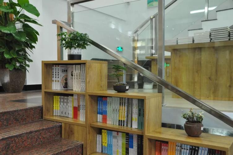 关羽为何抛弃美人貂蝉-却愿意认曹操做岳父