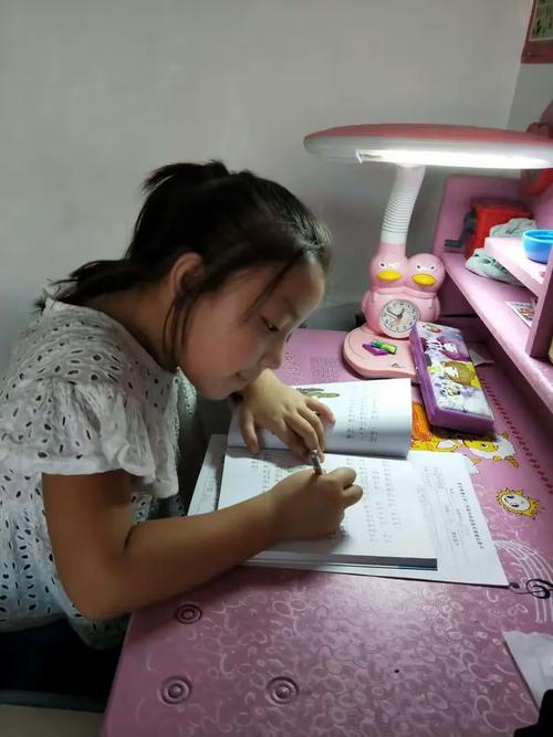 留学一人晚餐(出国留学吃饭怎么办)