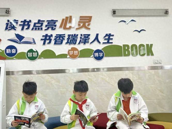 吴亦凡个人资料简介年龄