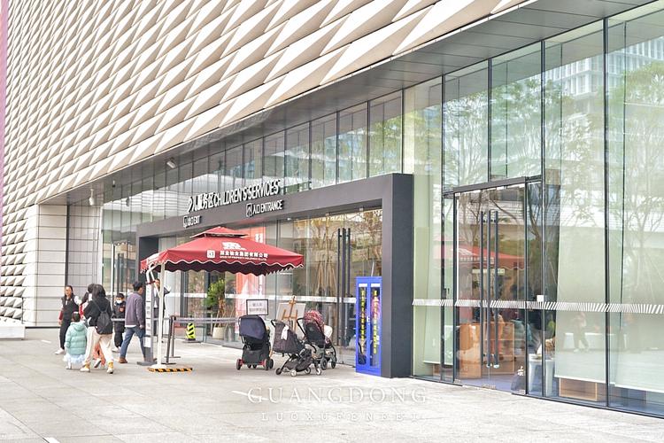 特朗普黄金卡签证开始接受申请 美政府还将推出500万美元的铂金卡