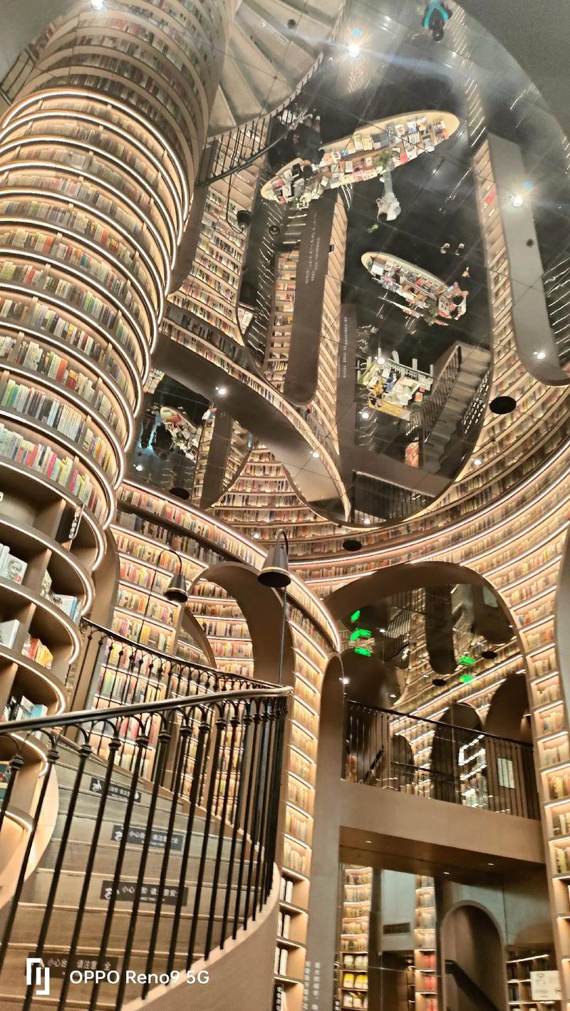 佛罗里达大西洋大学的深蓝“专业 - 海洋工程 佛罗里达大西洋大学的深蓝“专业 - 海洋工程