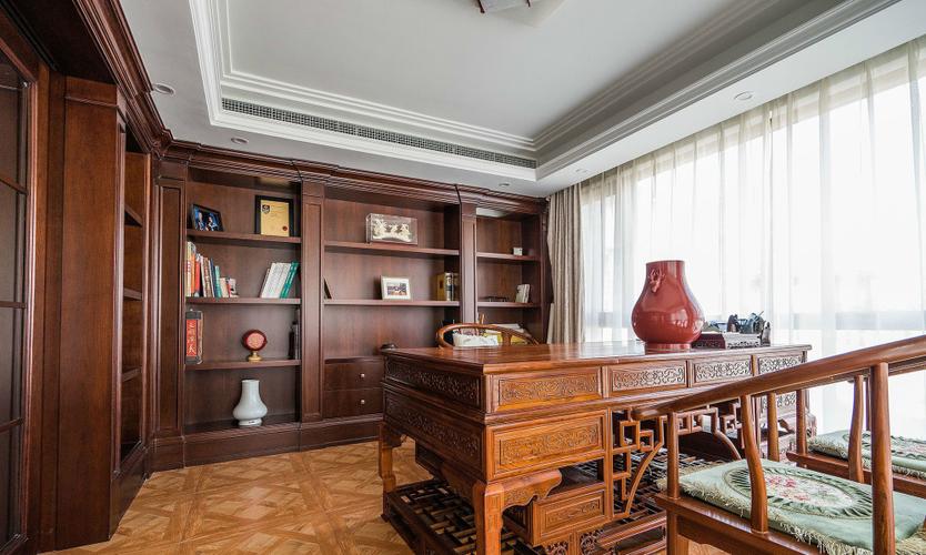 2025年秋季美国留学必备行李清单