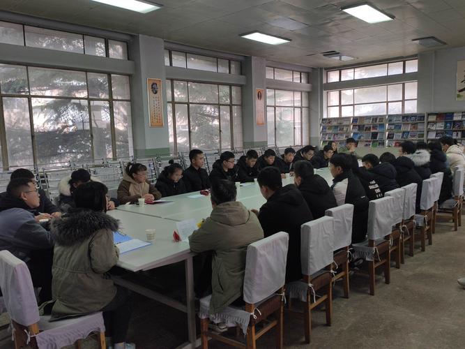 农村大门风水的讲究有哪些(农村门前石头