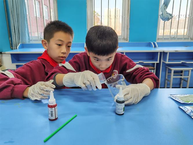 香港硕士申请时间