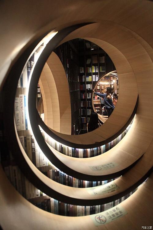 行李箱出国留学24(留学行李箱最大多少寸)