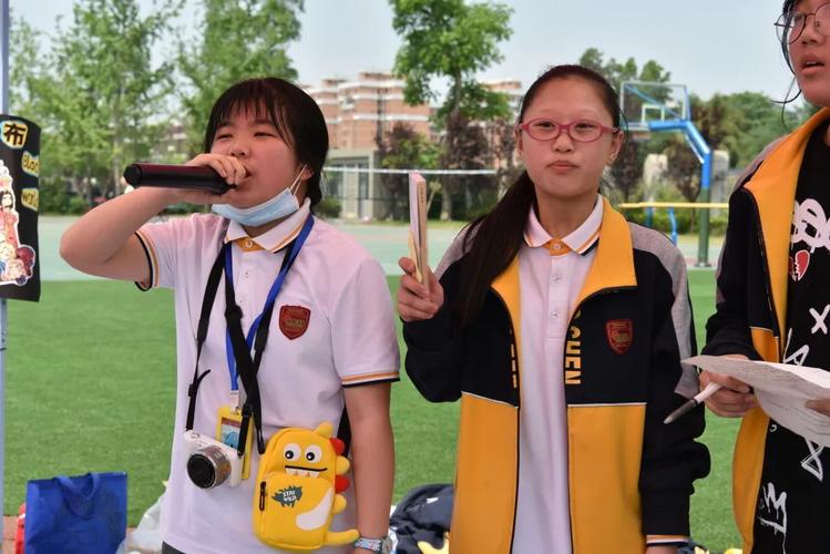 杨振宁有没有出国留学的