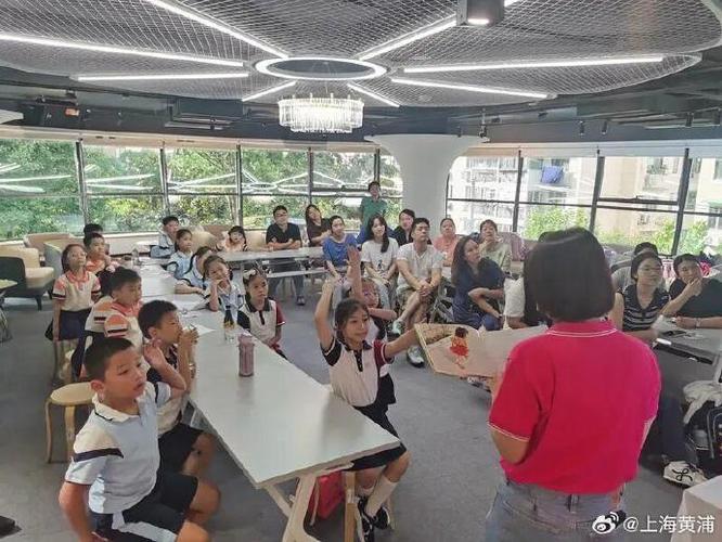 香港留学常用语言与货币常识解读 香港留学常用语言与货币常识解读