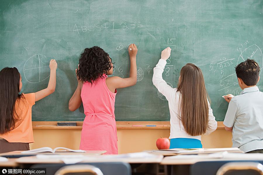 香港哪些专业录取时对于语言要求比较高？