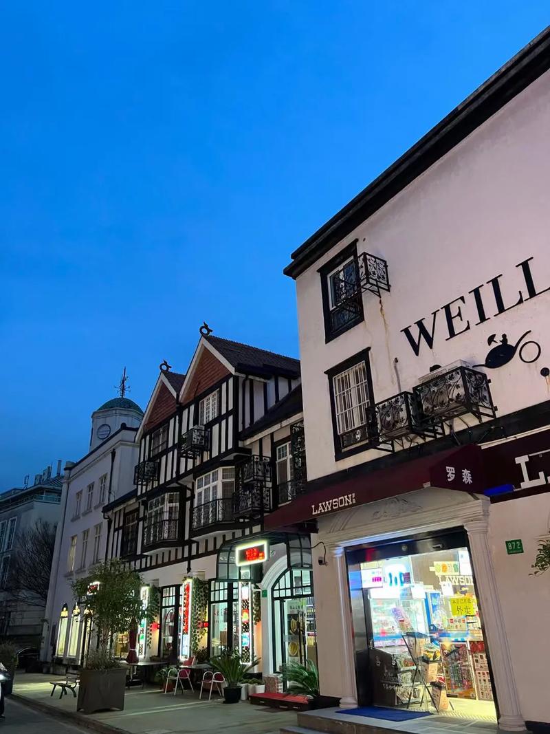 瑞典本科留学费用大概多少钱一年