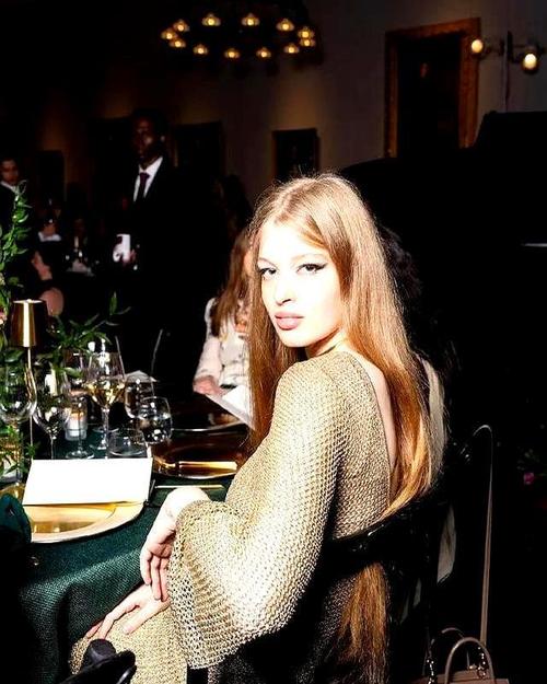 古代家里的嫡女和庶女的地位究竟是怎么样的 古代家里的嫡女和庶女的地位究竟是怎么样的