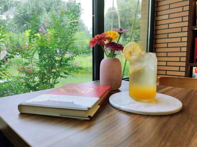 谢霆锋现任女友是谁,谢霆锋现任妻子是谁