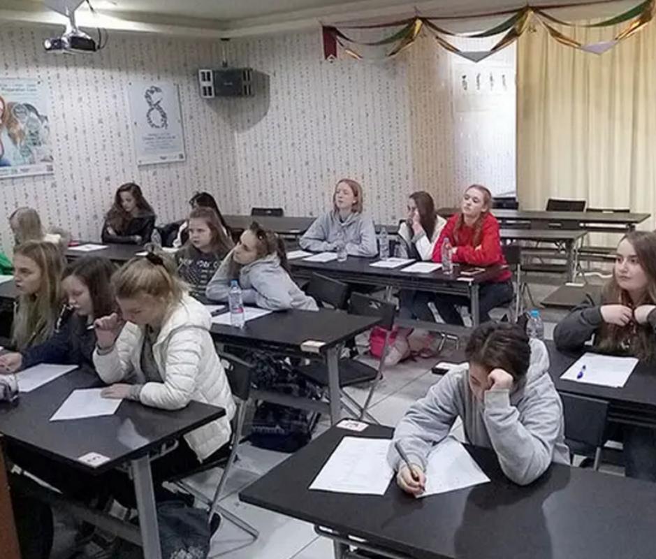 alin我很忙歌词_我很忙陈永馨歌词