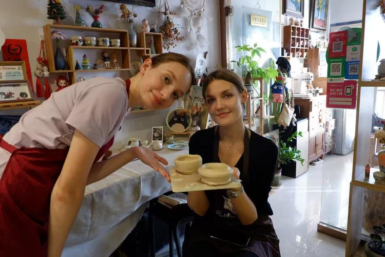 马来西亚世纪大学是拥有孔子学院的名校