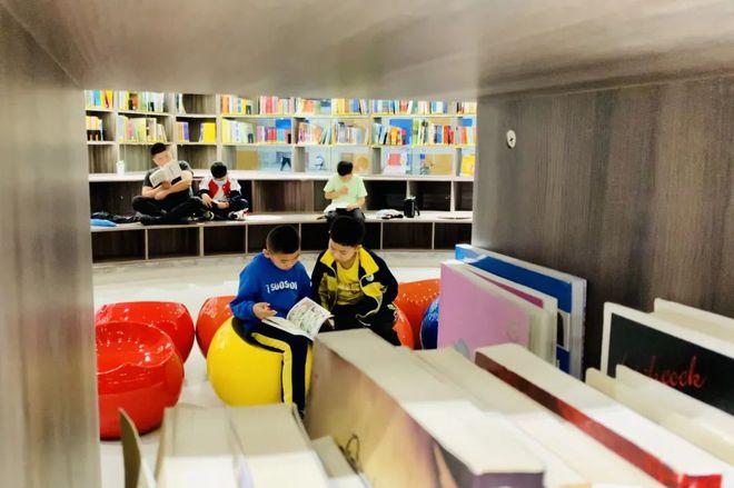 王小利祝李荣浩永葆青春