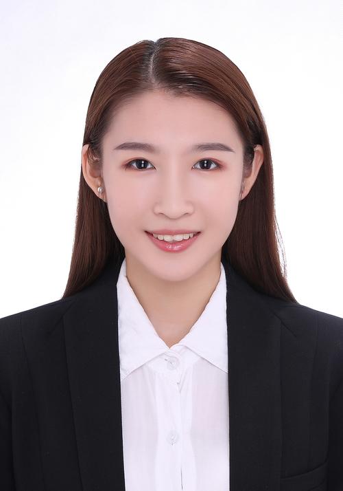 雪姨留学生_留学生雪晴儿叫什么名字